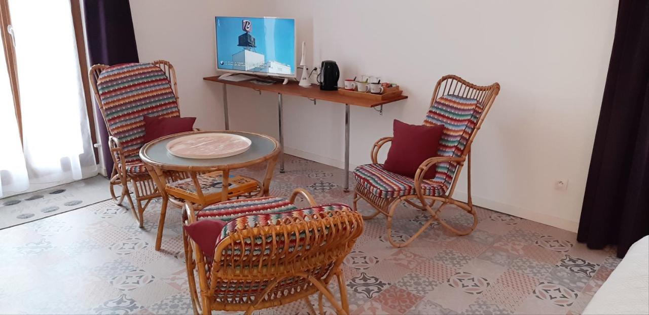 Chambre D'Hotes Du Mas Julianas Saint-Laurent-de-la-Salanque Εξωτερικό φωτογραφία